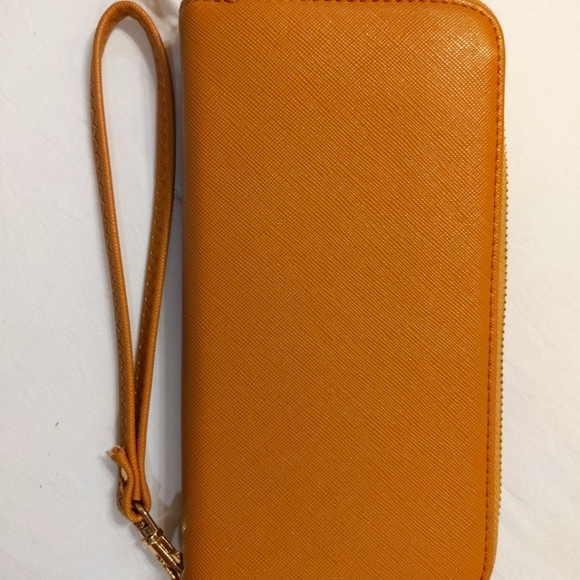 Dasein Tan Zip-Around Wallet Purse Clutch with wrist strap - Picture 6 of 7